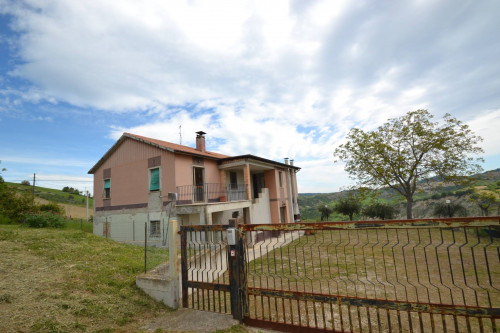 Rustico in vendita a Ripatransone (AP)