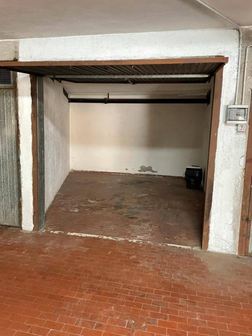 Garage/Box/Posto auto in vendita a Cerveteri (RM)