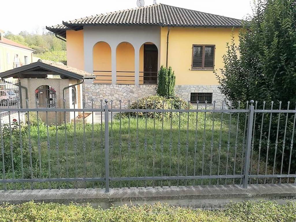  santa giuletta vendita quart:  immobiliare clastidium di diani maria elena sadie e c. snc