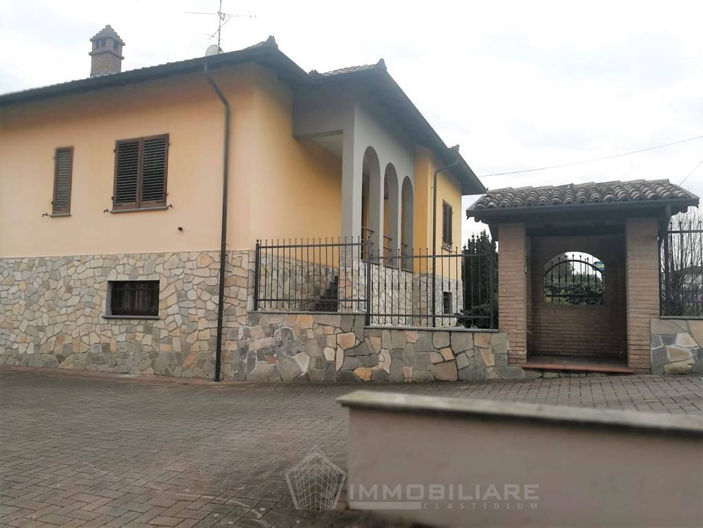 Villa Unifamiliare - Indipendente SANTA GIULETTA vendita    Immobiliare Clastidium di Diani Maria Elena Sadie e C. snc