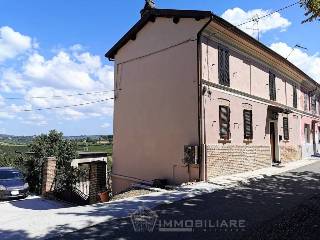  corvino san quirico vendita quart:  immobiliare clastidium di diani maria elena sadie e c. snc