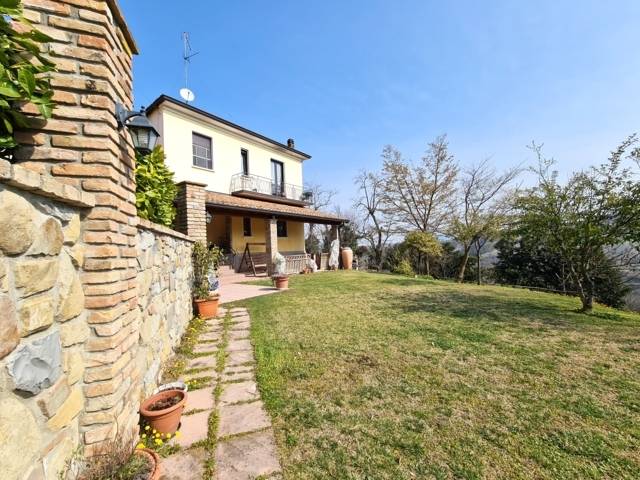 Casa indipendente in vendita a Borgo Priolo (PV)