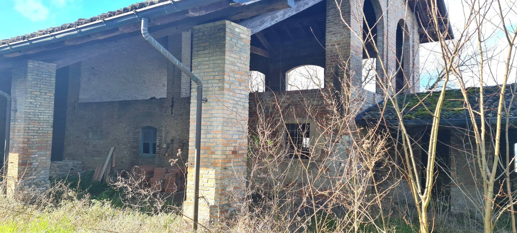 Casa indipendente in vendita a Montebello Della Battaglia (PV)