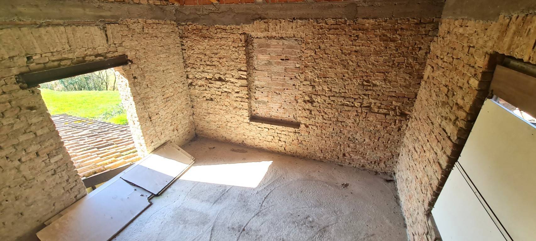 Casa indipendente in vendita a Montebello Della Battaglia (PV)