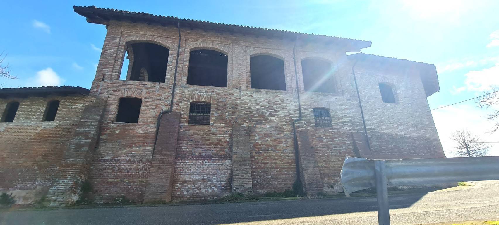 Casa indipendente in vendita a Montebello Della Battaglia (PV)