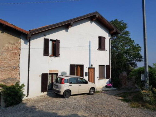 Casa indipendente in vendita a Corvino San Quirico (PV)