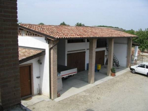 Casa indipendente in vendita a Mezzanino (PV)