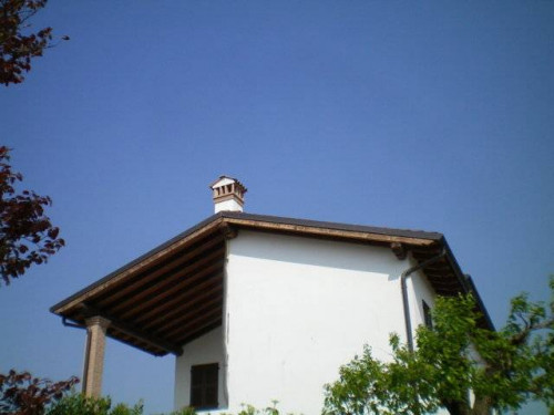 Casa indipendente in vendita a Mezzanino (PV)