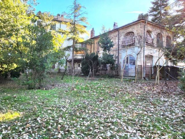 Casa indipendente in vendita a Casteggio (PV)