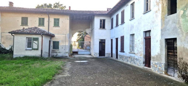 Casa indipendente in vendita a Robecco Pavese (PV)