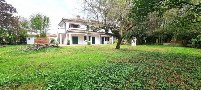 Casa indipendente in vendita a Verrua Po (PV)