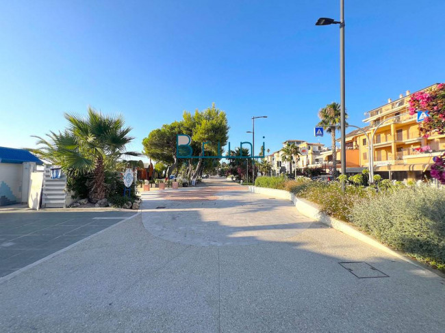 Stabilimento Balneare in affitto a Grottammare