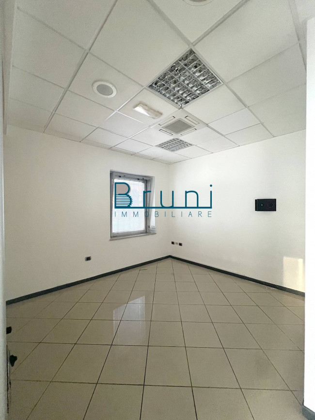 Studio/Ufficio in affitto a San Benedetto del Tronto