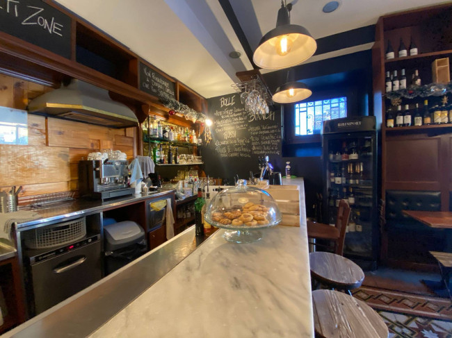 Attività commerciale in Vendita a Roma