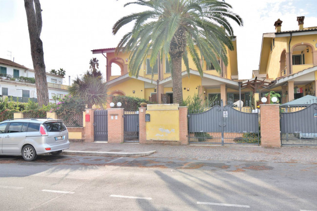 Villa in Vendita a Fiumicino