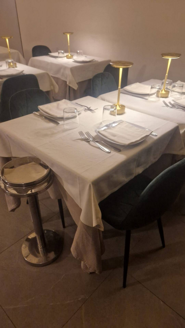 Attività commerciale in Vendita a Roma