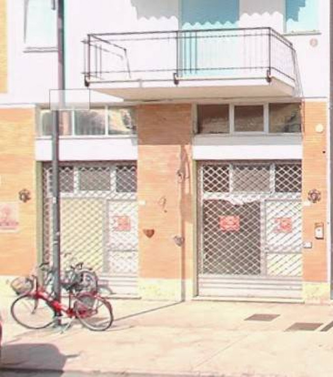 Locale commerciale a Porto San Giorgio