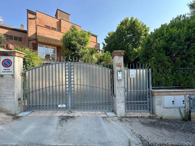 Villette a schiera a Fermo