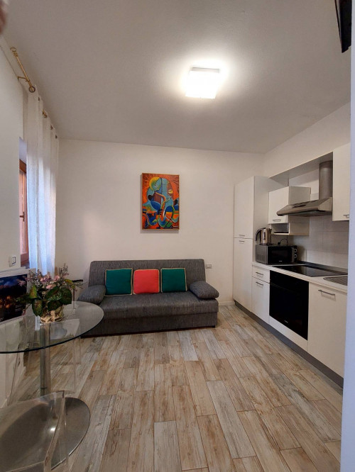 Porzione di casa in vendita a Pescarenico, Lecco (LC)