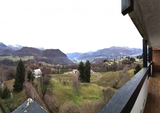 TRILOCALE in Vendita a Cremeno