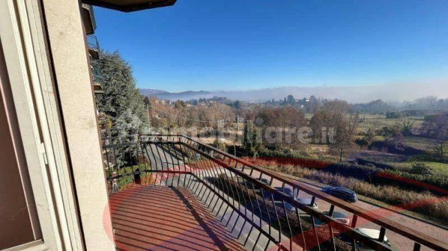 TRILOCALE in Vendita a Monticello Brianza
