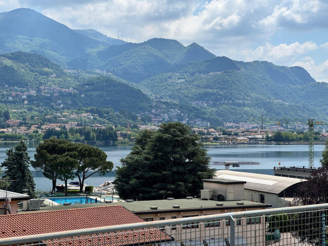 TRILOCALE in Vendita a Garlate