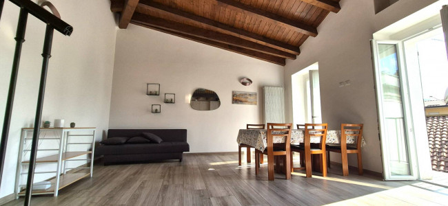 TRILOCALE in Vendita a Vercurago