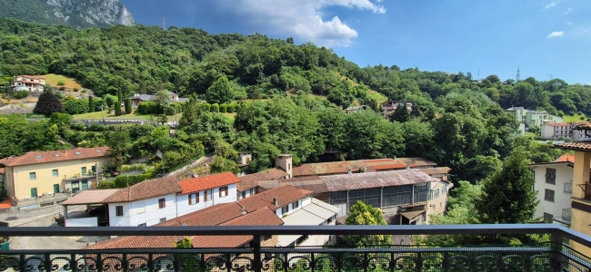 TRILOCALE in Vendita a Lecco