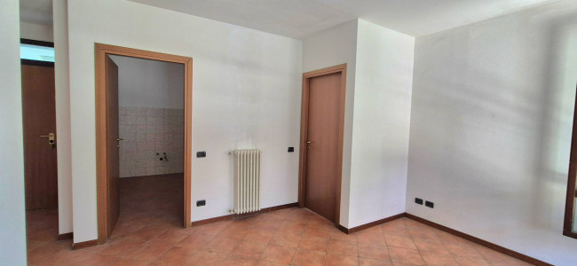 TRILOCALE in Vendita a Molteno