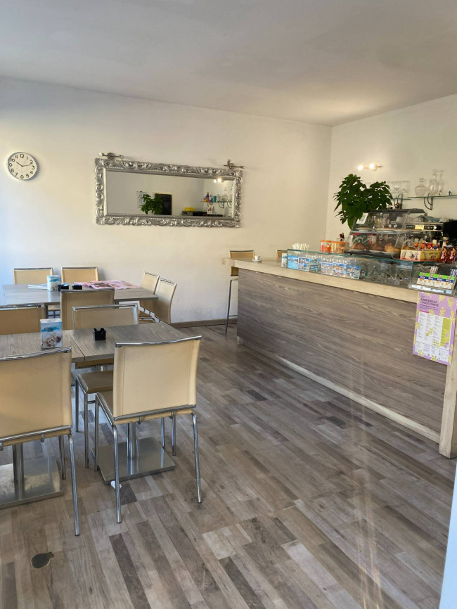 BAR in Vendita a Ello