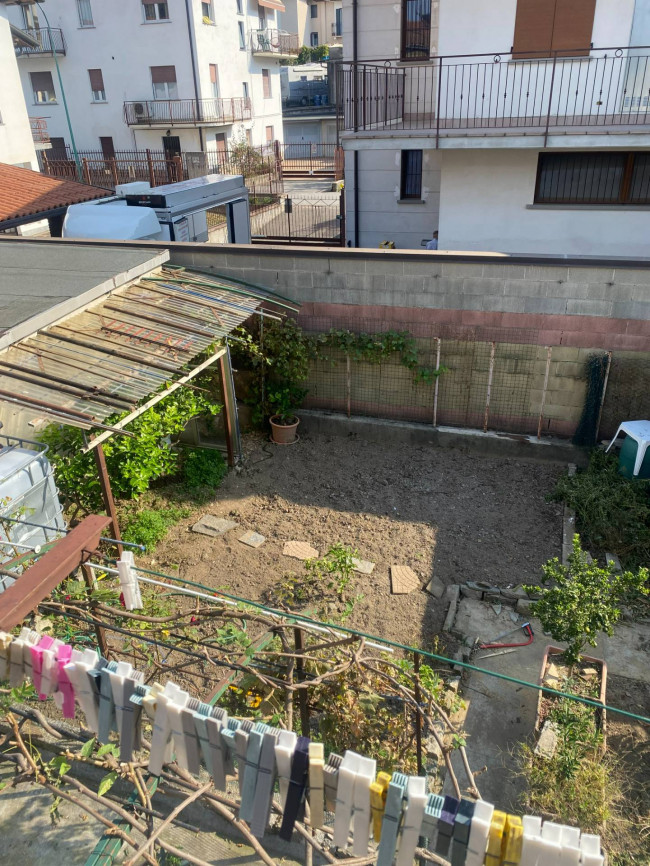VILLA BIFAMILIARE in Vendita a Cisano Bergamasco