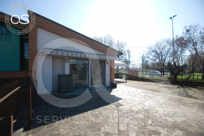 Locale commerciale in Vendita a Manerbio