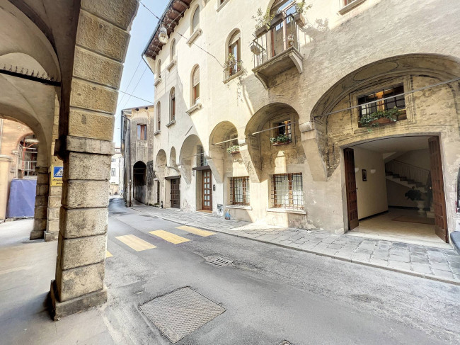 Appartamento in affitto a Centro Storico, Treviso (TV)