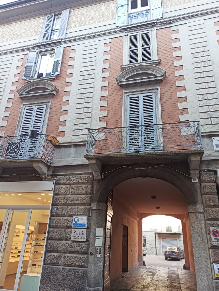 Ufficio in affitto a Lecco (LC)