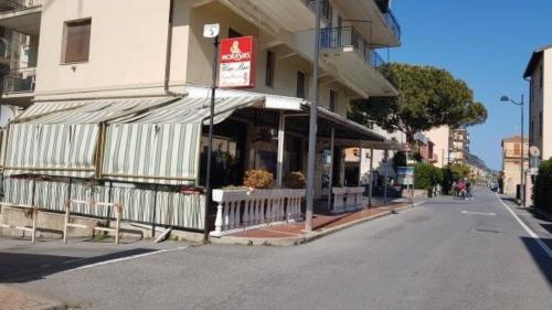 Locale commerciale in vendita a Pietra Ligure