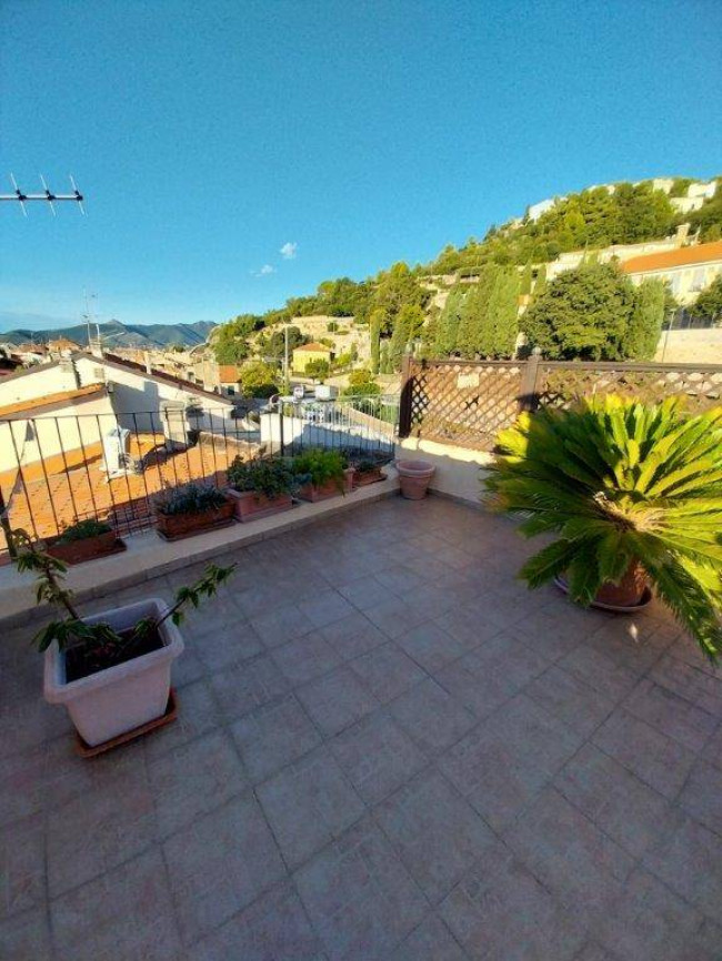 Duplex in vendita a Pietra Ligure