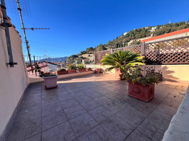 Duplex in vendita a Pietra Ligure