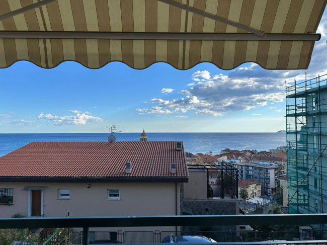 Appartamento in vendita a Finale Ligure
