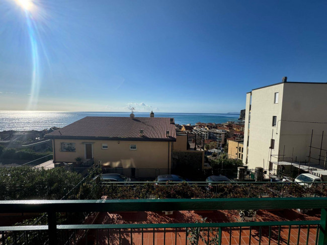 Appartamento in vendita a Finale Ligure