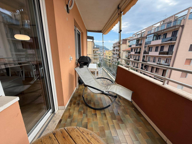 Appartamento in vendita a Pietra Ligure