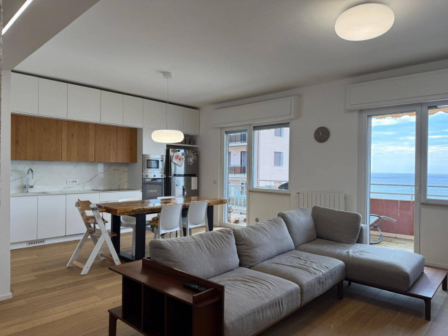 Appartamento in vendita a Pietra Ligure