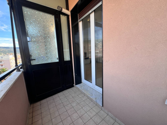 Appartamento in vendita a Pietra Ligure