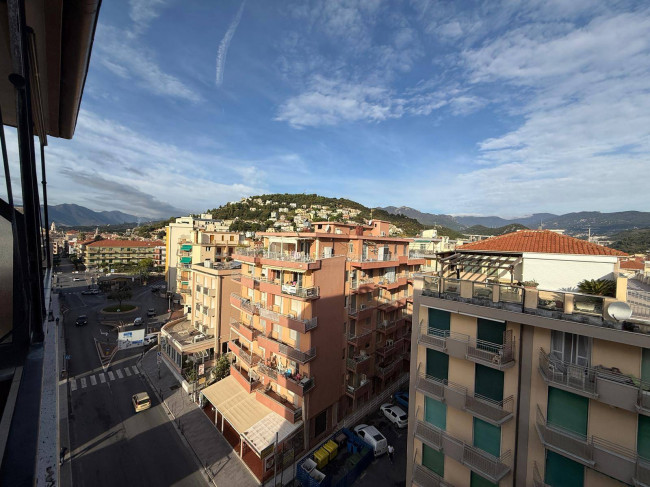 Appartamento in vendita a Pietra Ligure