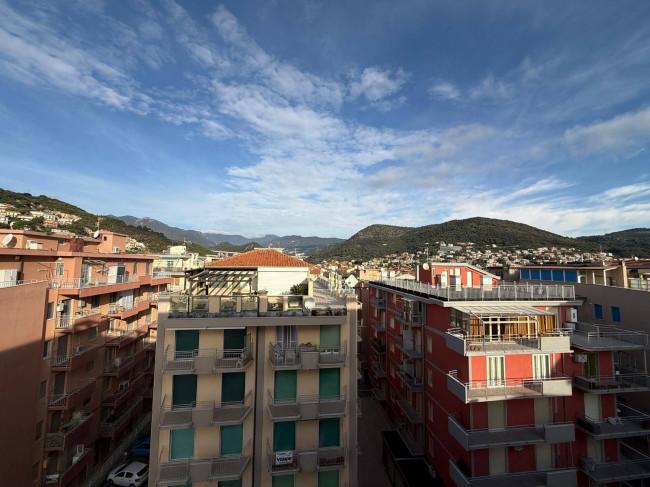 Appartamento in vendita a Pietra Ligure