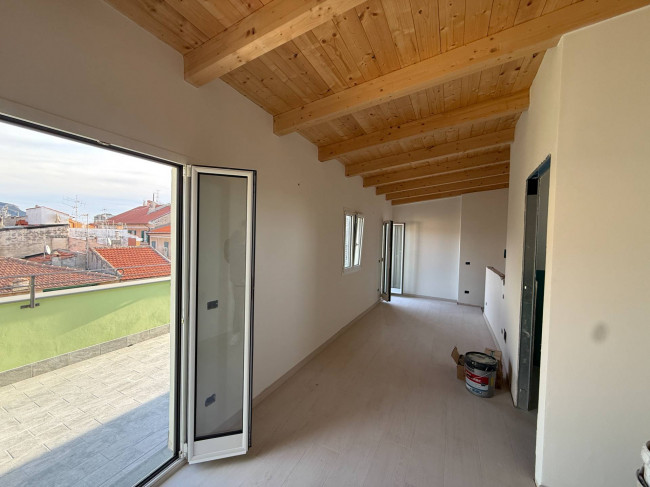 Duplex in vendita a Pietra Ligure