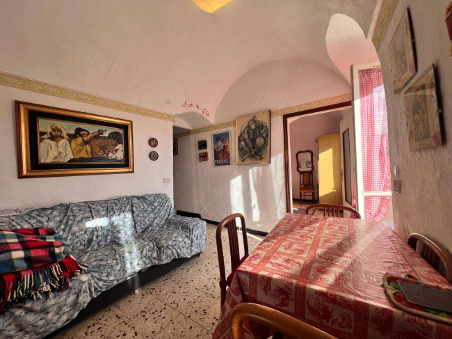 Appartamento in vendita a Giustenice