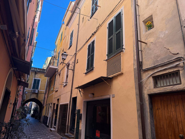 Casa singola in vendita a Pietra Ligure