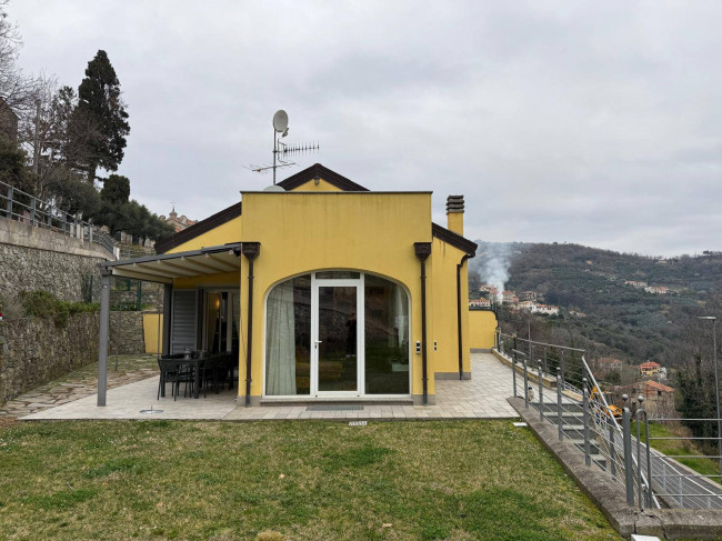 Villetta bifamiliare in vendita a Tovo San Giacomo