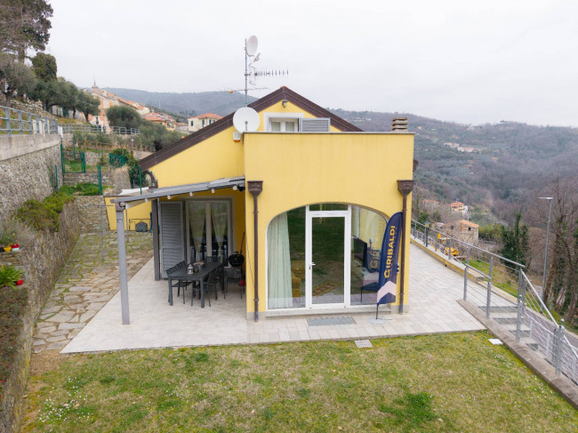 Villetta bifamiliare in vendita a Tovo San Giacomo