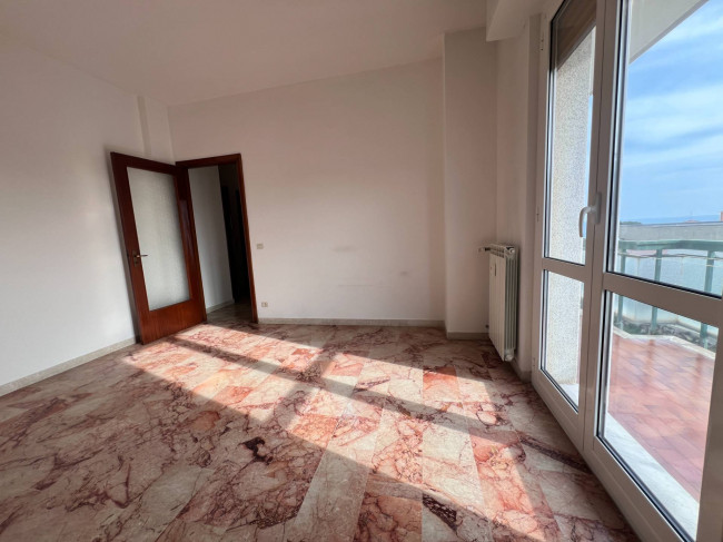 Appartamento in vendita a Pietra Ligure